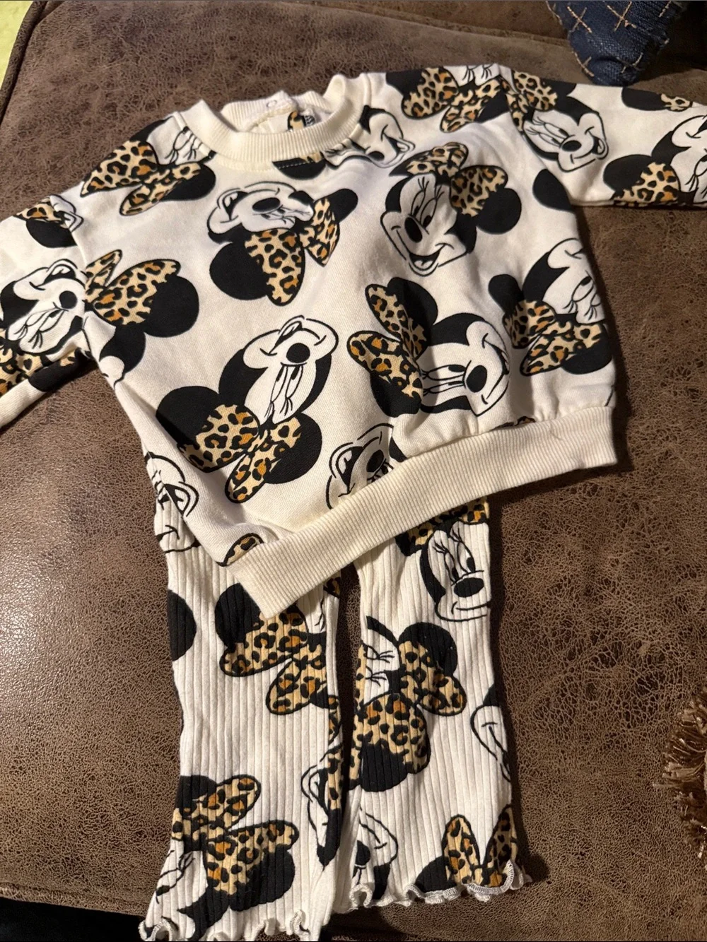 Disney Cream and Black Minnie Mouse Leopard Bow Kids Matching Set